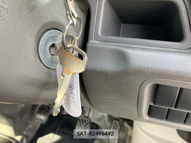 Nissan CLIPPER 2016-07 4422885-6