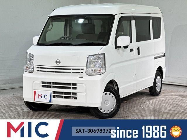 Nissan CLIPPER 2017-09 4756457-0
