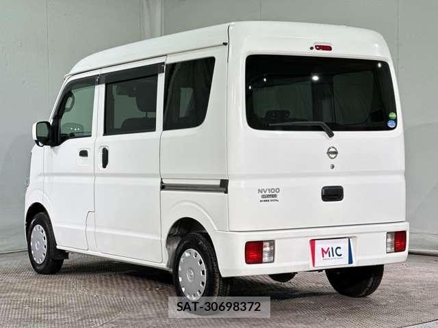 Nissan CLIPPER 2017-09 4756457-9