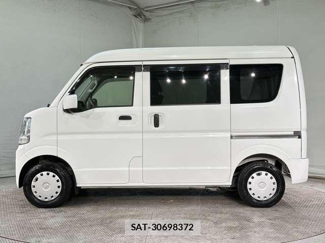 Nissan CLIPPER 2017-09 4756457-10