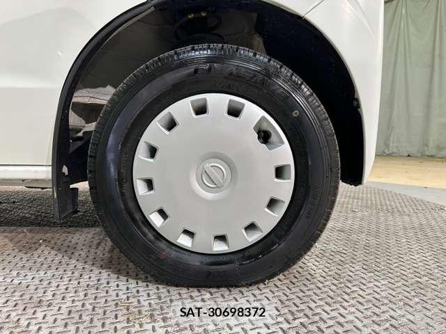 Nissan CLIPPER 2017-09 4756457-28