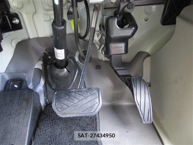 Nissan CLIPPER 2021-11 4974757-11