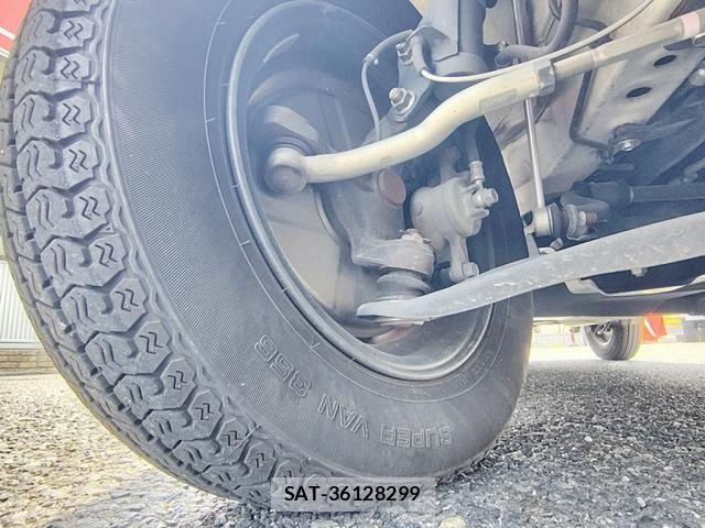 Nissan CLIPPER 2018-07 5874692-17