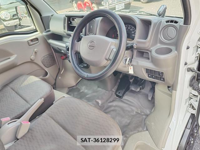 Nissan CLIPPER 2018-07 5874692-19