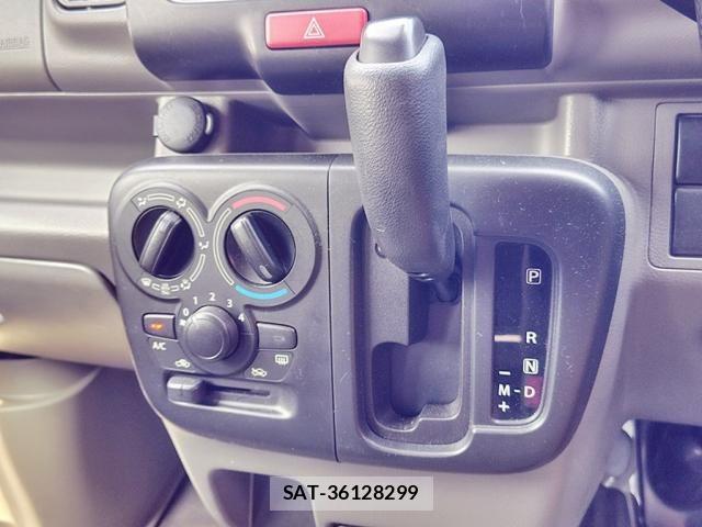 Nissan CLIPPER 2018-07 5874692-25