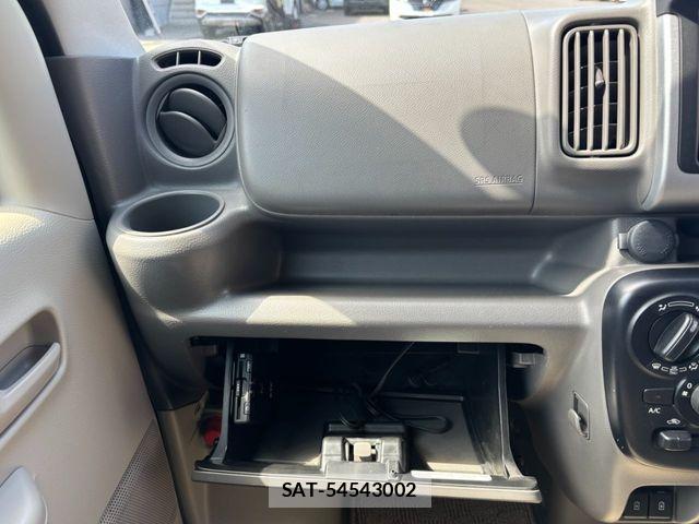 Nissan CLIPPER 2022-03 5874697-12