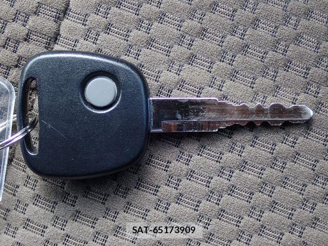 Nissan CLIPPER 2024-02 6218023-14