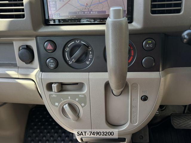 Nissan CLIPPER 2014-09 6272527-21