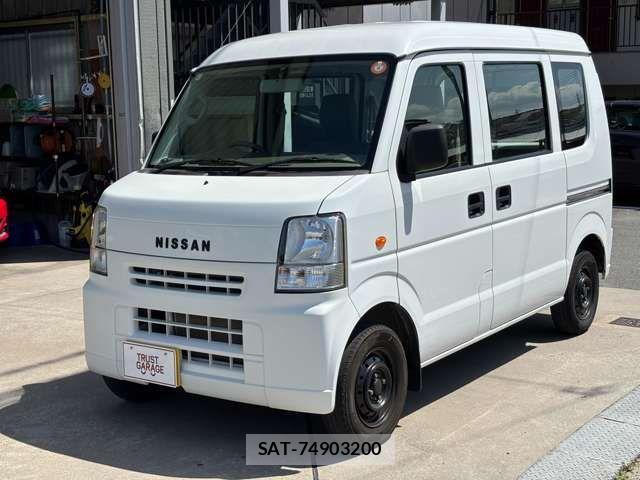 Nissan CLIPPER 2014-09 6272527-3