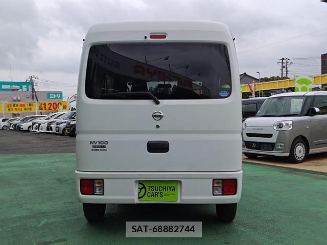 Nissan CLIPPER 2017-02 6673036-9
