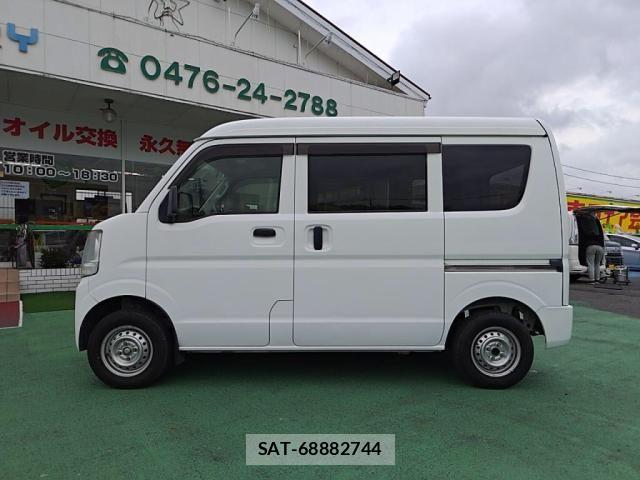 Nissan CLIPPER 2017-02 6673036-11
