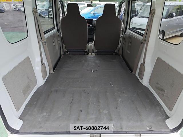 Nissan CLIPPER 2017-02 6673036-26