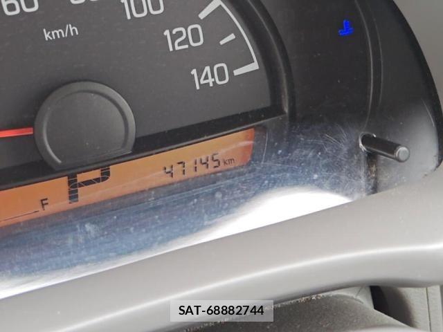 Nissan CLIPPER 2017-02 6673036-28