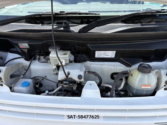 Nissan CLIPPER 2017-03 6677355-17