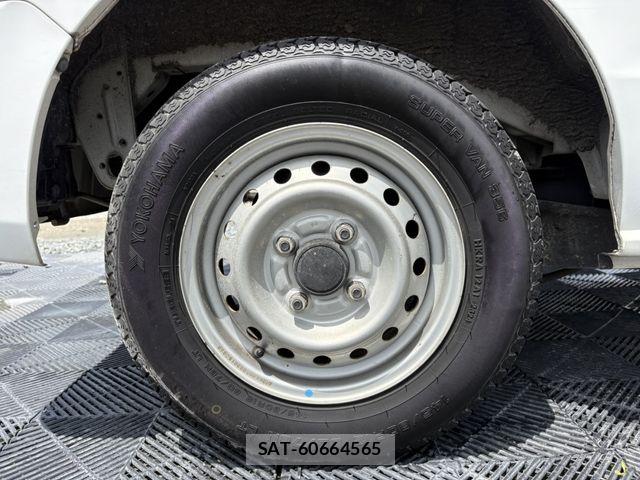 Nissan CLIPPER 2016-07 6677362-11