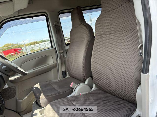 Nissan CLIPPER 2016-07 6677362-19