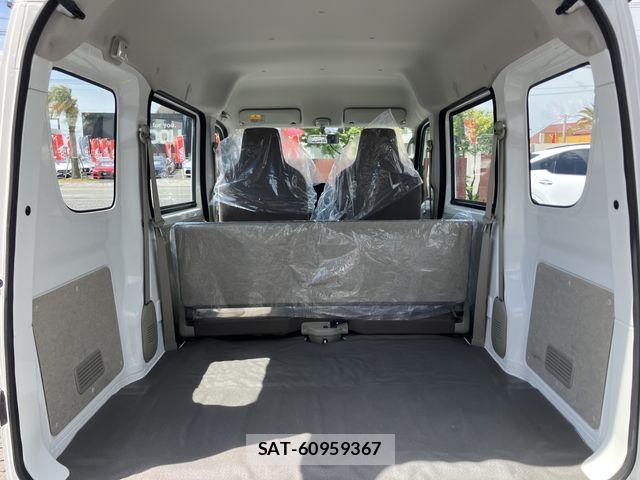 Nissan CLIPPER 2016-03 6716979-18
