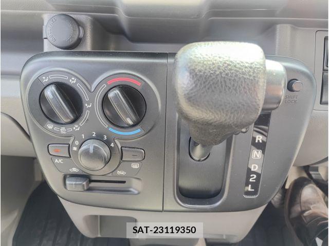Nissan CLIPPER 2020-12 6752761-11