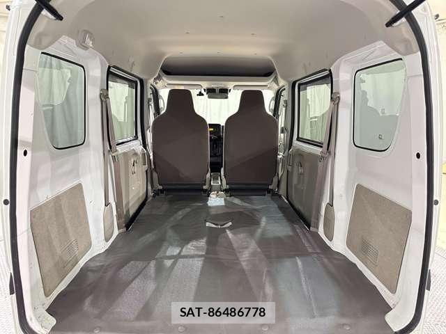 Nissan CLIPPER 2020-12 6816371-21