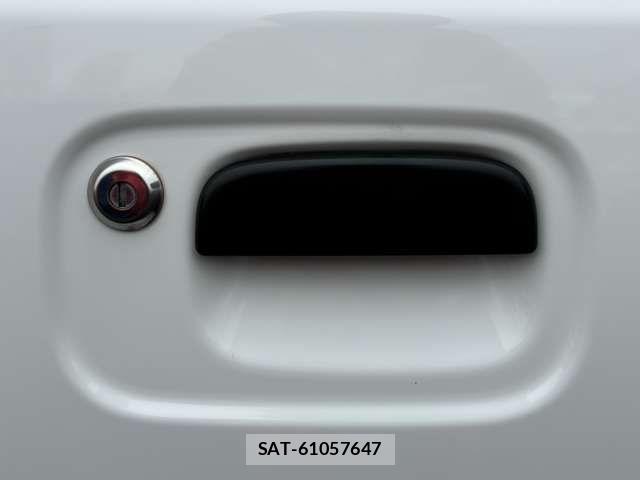 Nissan CLIPPER 2021-10 7021140-12