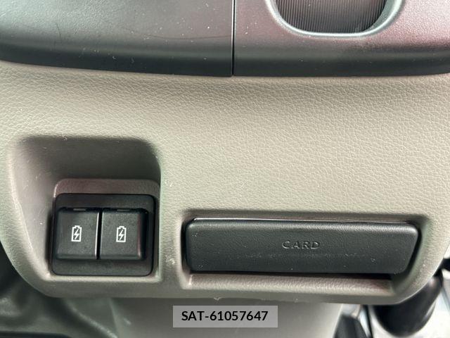 Nissan CLIPPER 2021-10 7021140-17