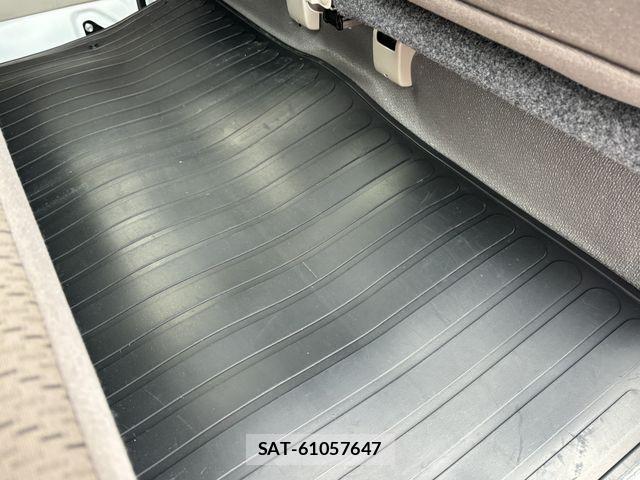 Nissan CLIPPER 2021-10 7021140-23
