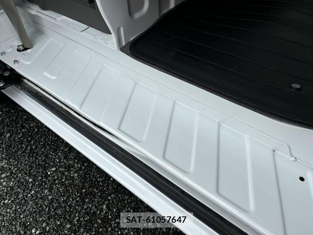 Nissan CLIPPER 2021-10 7021140-24