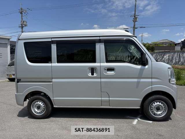Nissan CLIPPER 2019-05 7060059-3