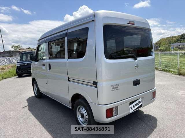 Nissan CLIPPER 2019-05 7060059-6