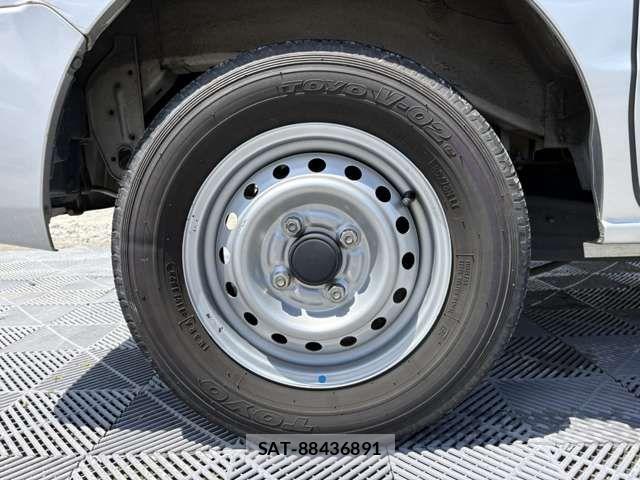 Nissan CLIPPER 2019-05 7060059-11