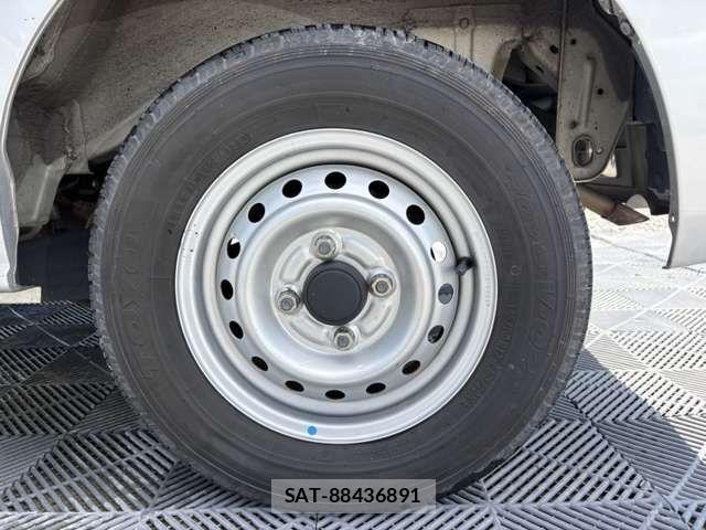 Nissan CLIPPER 2019-05 7060059-12