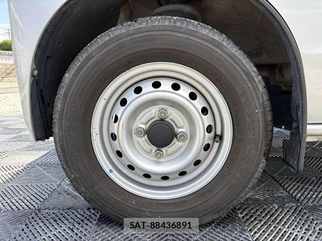 Nissan CLIPPER 2019-05 7060059-13