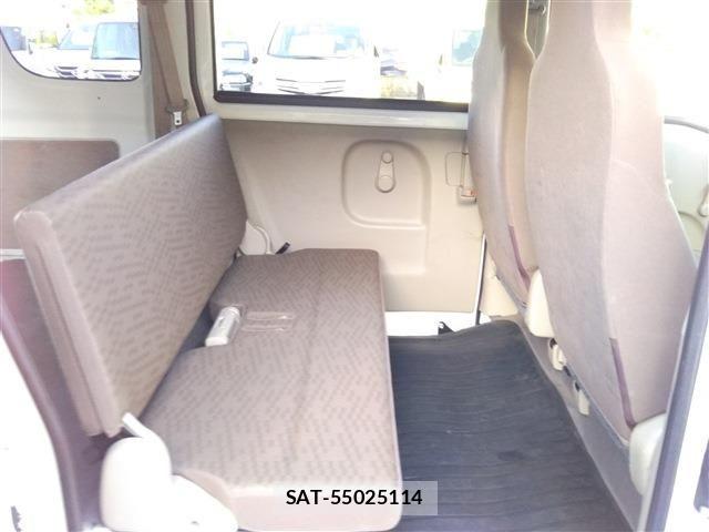 Nissan CLIPPER 2018-10 7060060-17