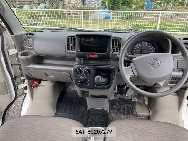 Nissan CLIPPER 2015-06 7223129-1