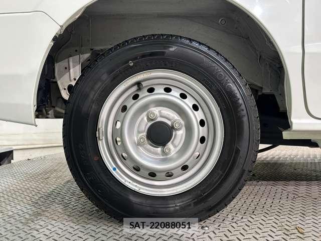 Nissan CLIPPER 2018-04 7223128-24
