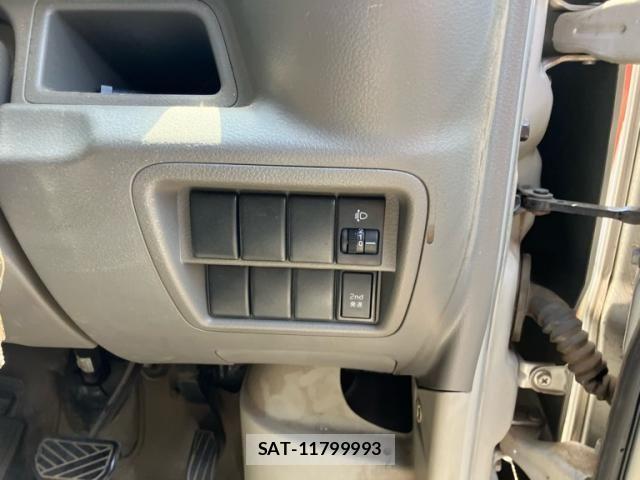 Nissan CLIPPER 2018-11 7223127-16