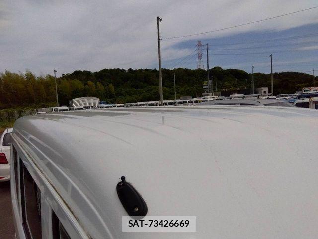 Nissan CLIPPER 2020-06 7215435-13