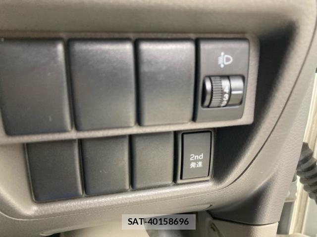 Nissan CLIPPER 2018-04 7223126-11