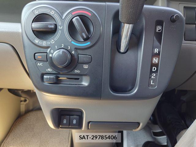 Nissan CLIPPER 2022-05 7251810-16