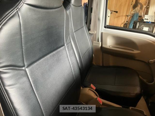 Nissan CLIPPER 2016-05 7251806-11