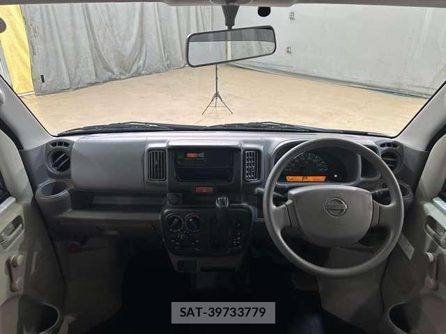 Nissan CLIPPER 2017-10 7272604-12