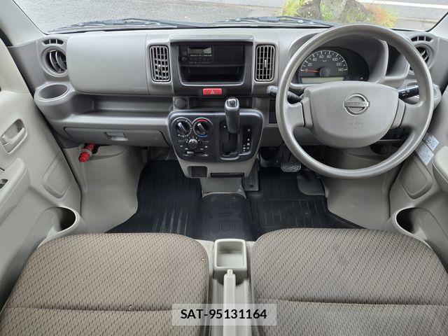 Nissan CLIPPER 2017-09 7329082-11