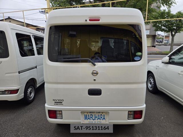 Nissan CLIPPER 2017-09 7329082-4