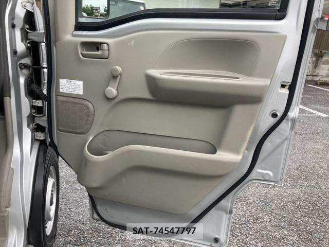 Nissan CLIPPER 2020-02 7359170-24