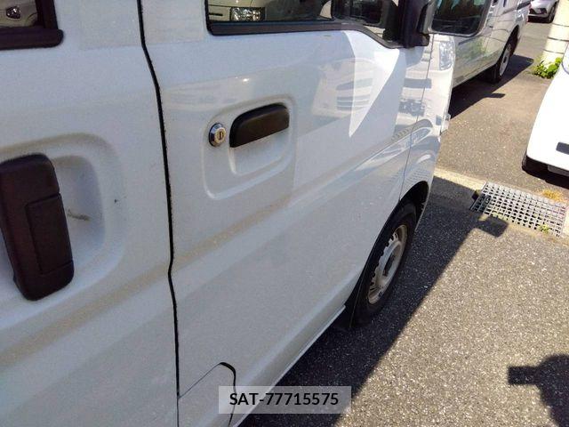 Nissan CLIPPER 2018-05 7359172-12