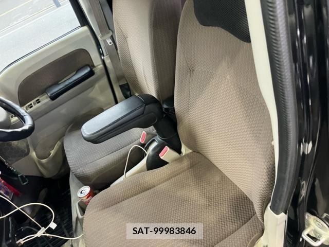 Nissan CLIPPER 2017-03 7393383-11