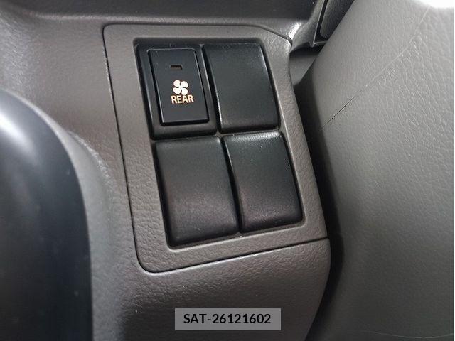 Nissan CLIPPER 2018-10 7456532-17