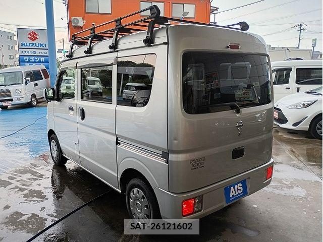 Nissan CLIPPER 2018-10 7456532-1