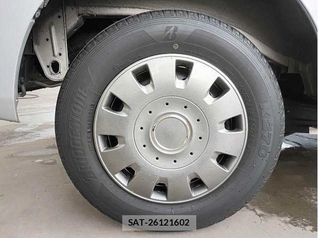 Nissan CLIPPER 2018-10 7456532-3
