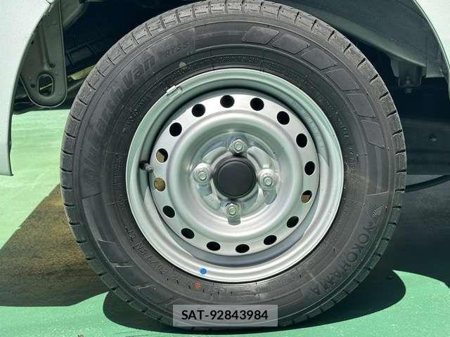 Nissan CLIPPER 2022-07 7456528-15